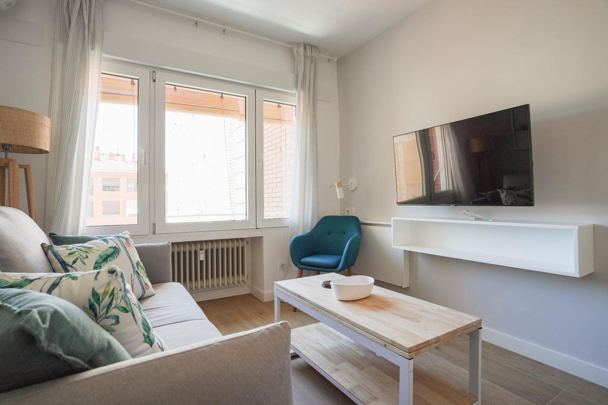 Cozy Studio-chamberi Apartament