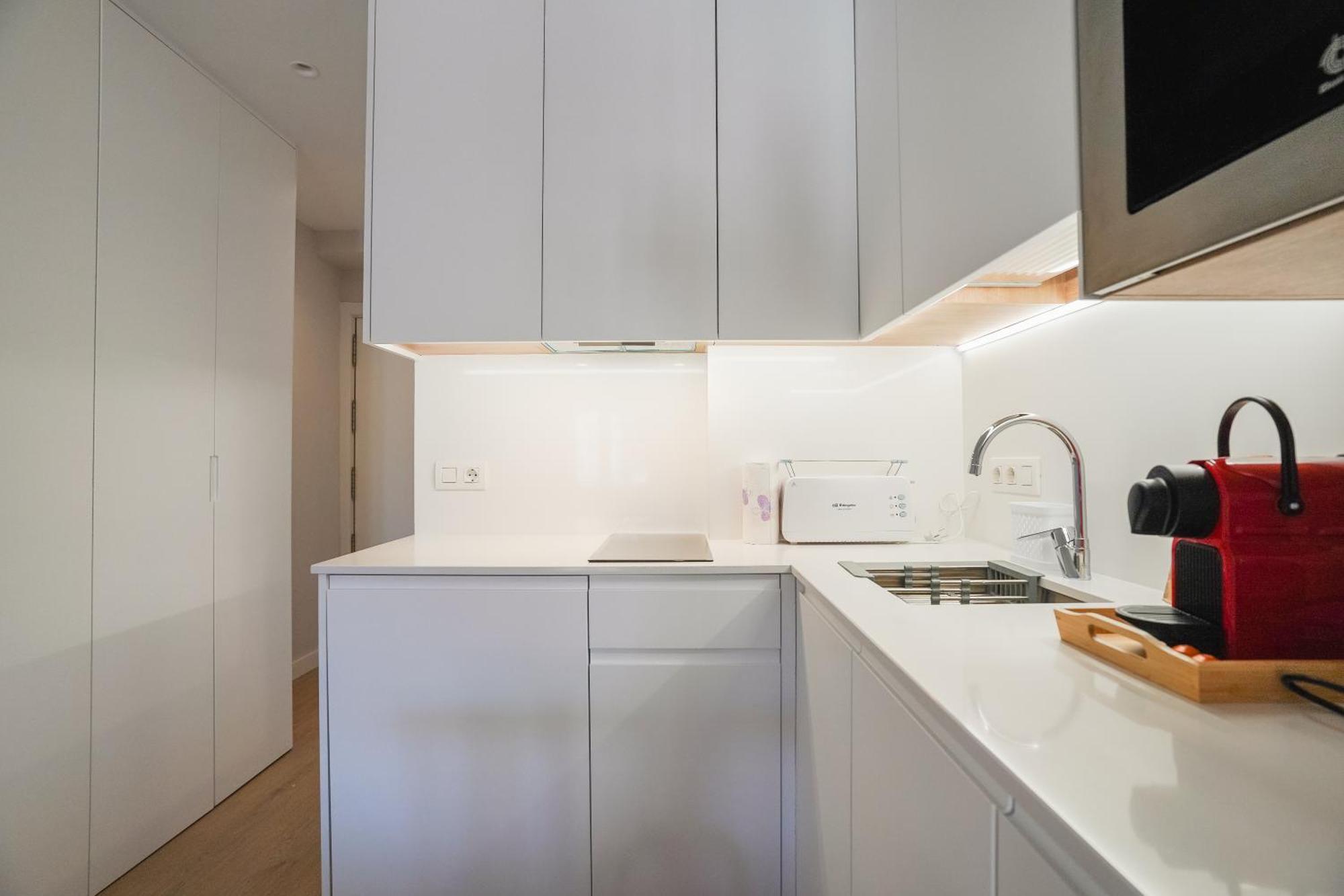 Cozy Studio-chamberi Apartament